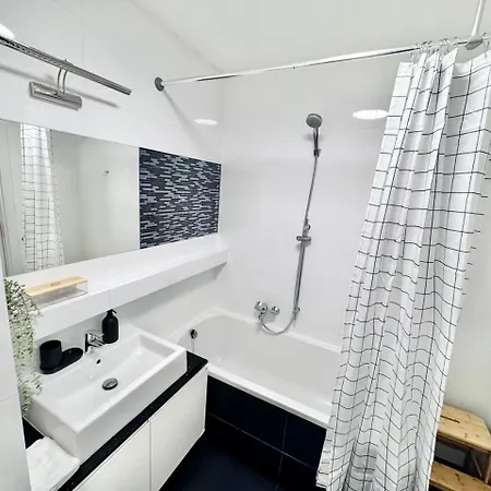 Διαμέρισμα C- Home4u - With A View Close To Aquapark, Parking In Secured Area