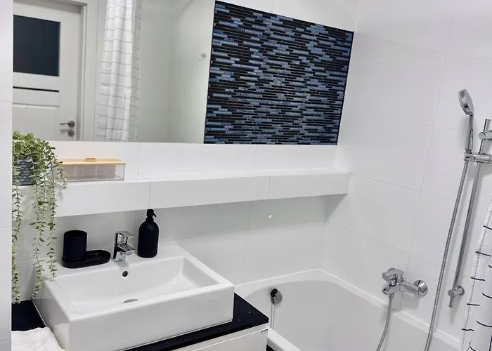 C- Home4u - With A View Close To Aquapark, Parking In Secured Area Apartman *