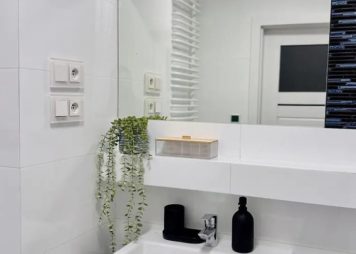 Apartman C- Home4u - With A View Close To Aquapark, Parking In Secured Area *